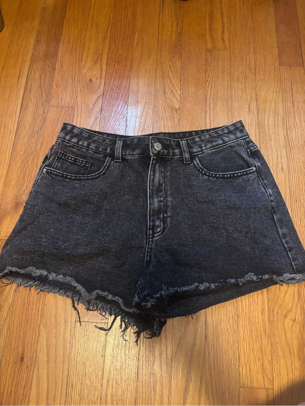 SHEIN Washed Black High-Rise Frayed Denim Shorts
